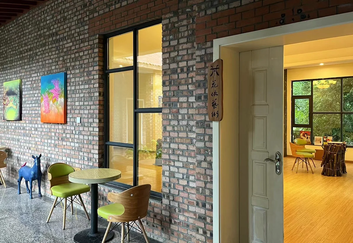 Courtyard and Art Workspace