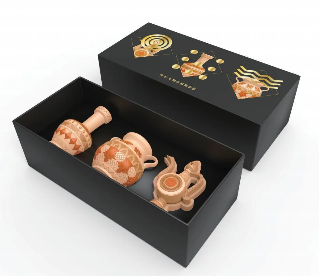Vessel-Shaped Gift Set